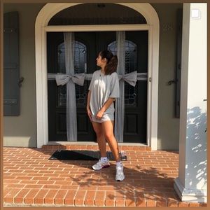 Meet your Posher, Leigha